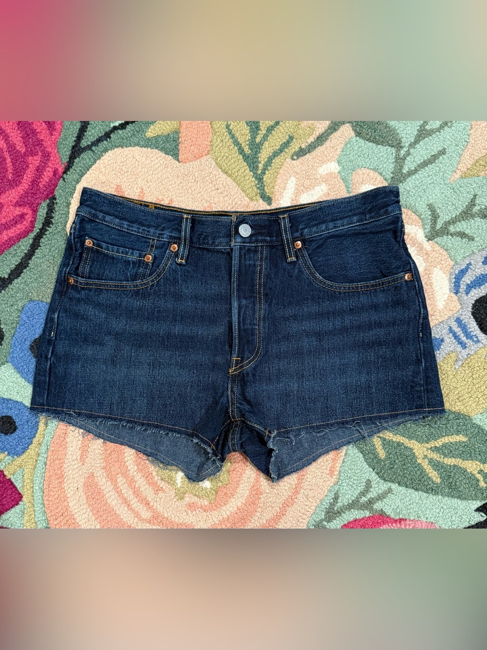 Levi’s 501 denim shorts, size 30